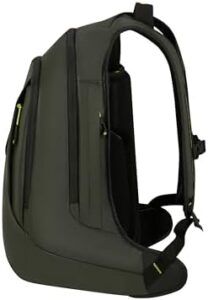 Discover the Samsonite Paradiver Light Backpack, perfect for travelers with its lightweight design and multiple compartments. Limited time discounts available!