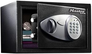 Protect your valuables with the Master Lock Security Safe, ideal for laptops, jewelry, electronics, and more. Store up to 16 liters in a digital combination-secured space.