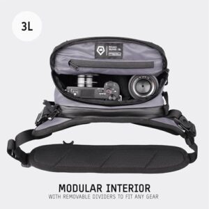 Explore the ultimate travel companion with Wandrd Rogue 6L, a spacious backpack featuring multiple pockets, laptop sleeve and weather-resistant design, perfect for adventurers.